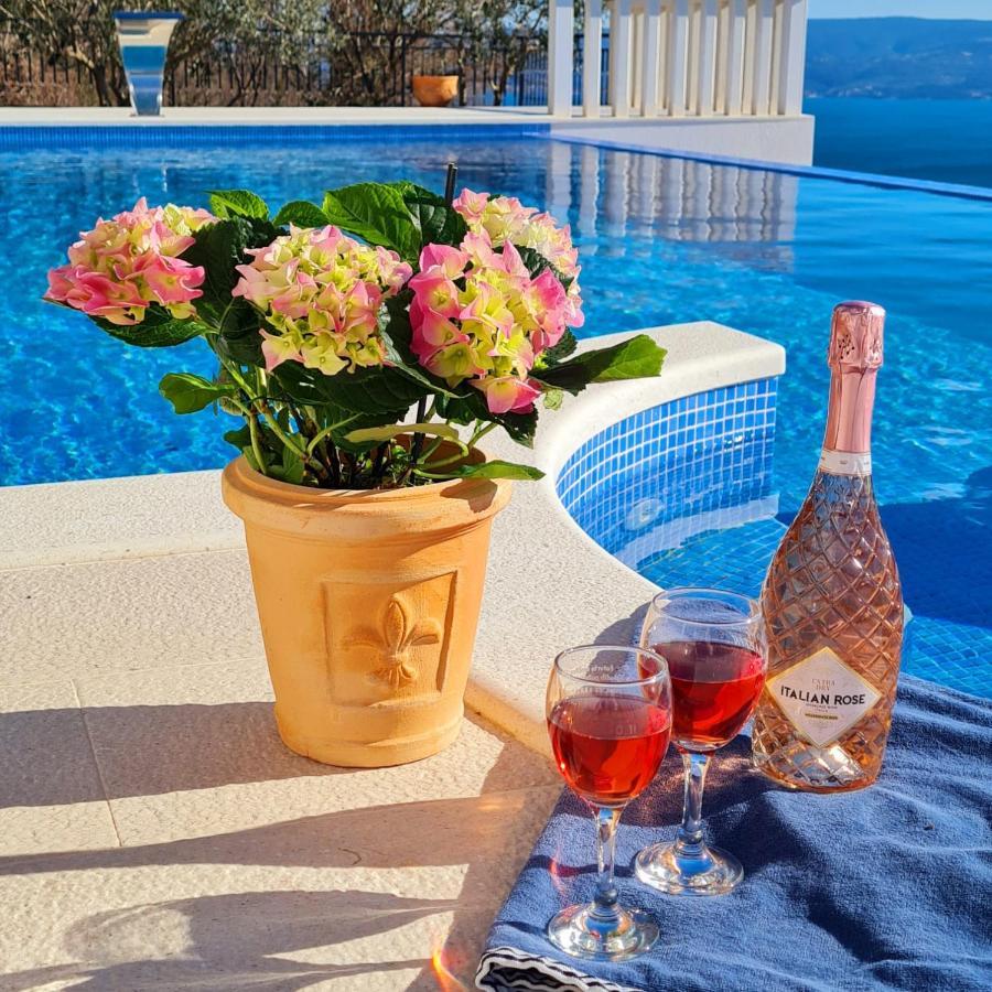 Sea View Luxury Apart Hotel Villa Conte With Swiming Pool And Romantic Spa 포드스트라나 외부 사진