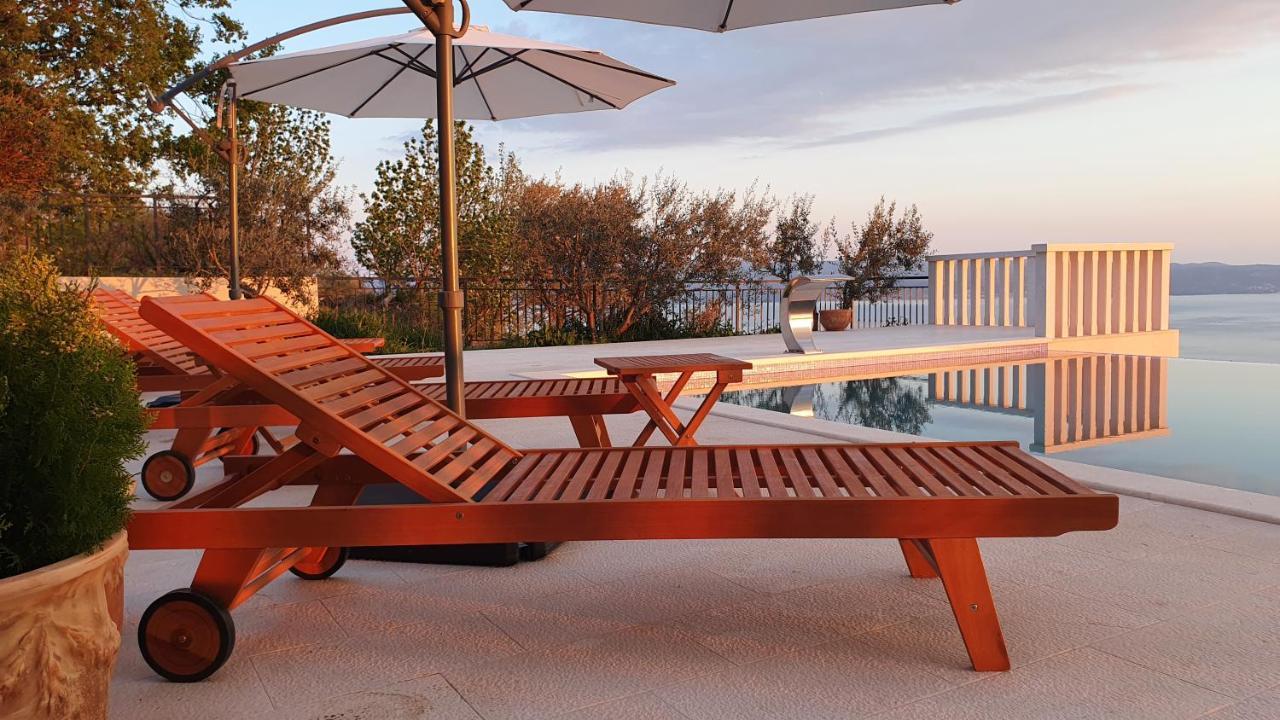 Sea View Luxury Apart Hotel Villa Conte With Swiming Pool And Romantic Spa 포드스트라나 외부 사진