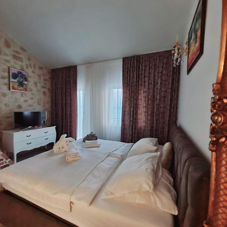 Sea View Luxury Apart Hotel Villa Conte With Swiming Pool And Romantic Spa 포드스트라나 외부 사진