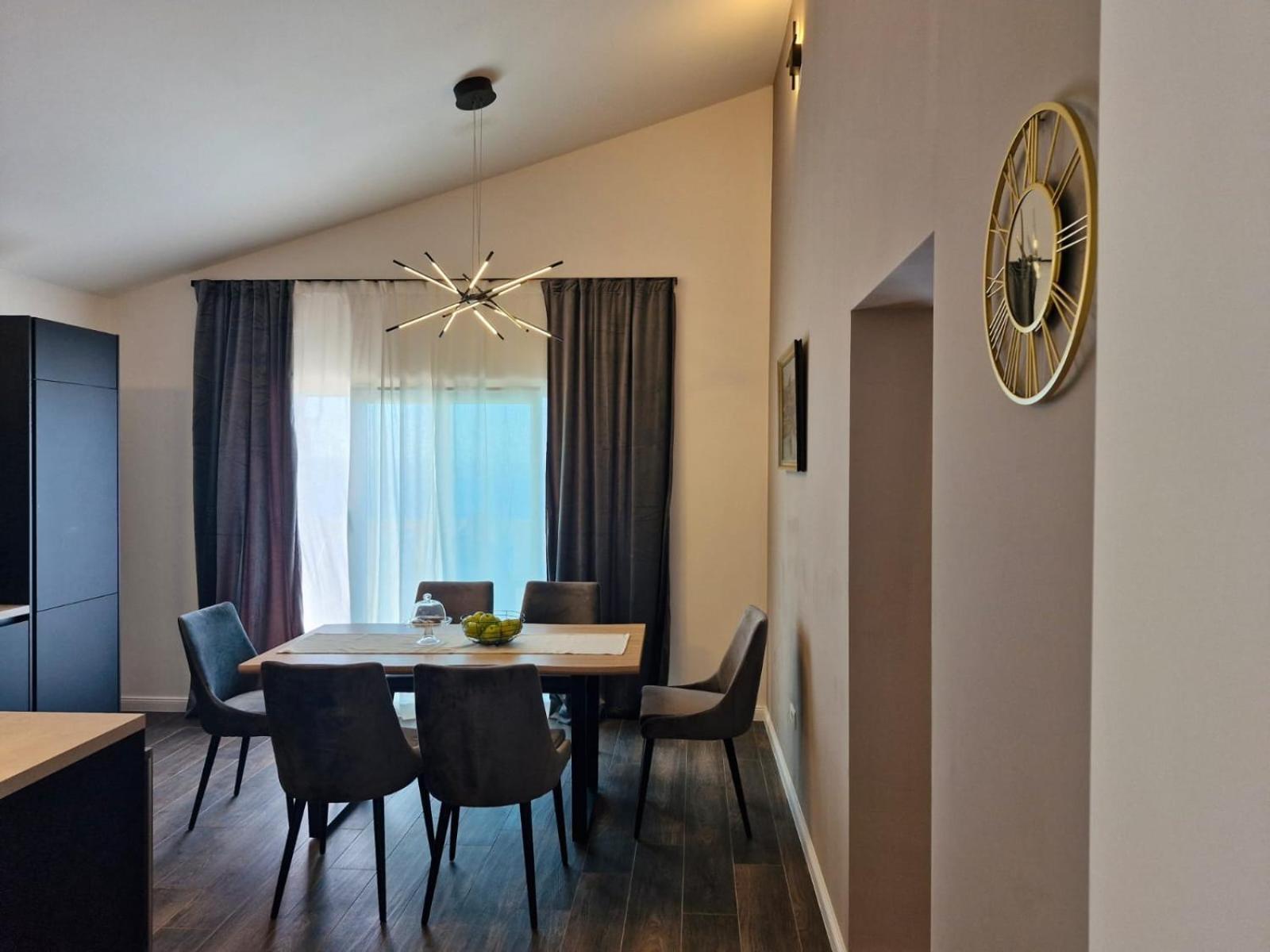 Sea View Luxury Apart Hotel Villa Conte With Swiming Pool And Romantic Spa 포드스트라나 외부 사진