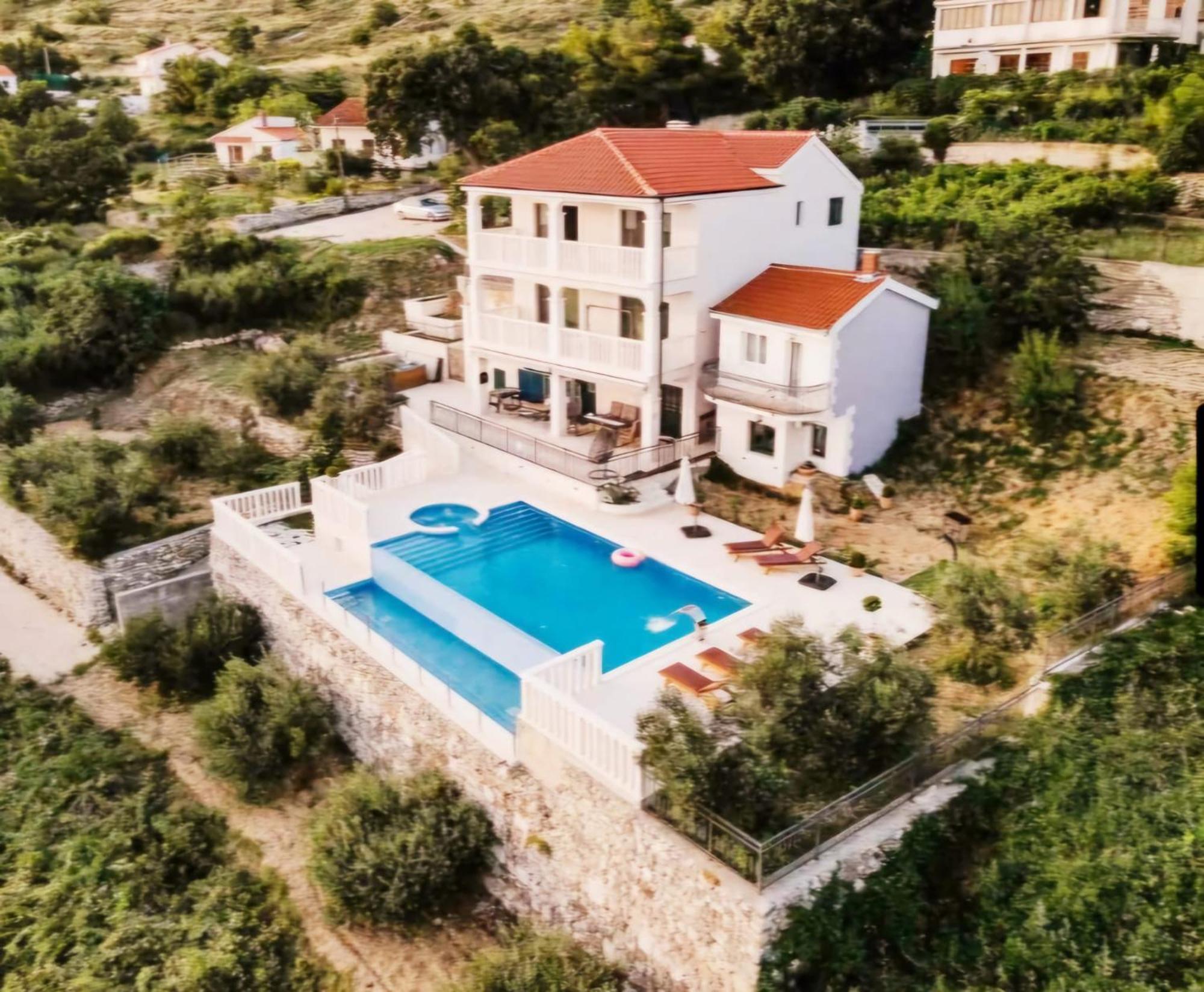 Sea View Luxury Apart Hotel Villa Conte With Swiming Pool And Romantic Spa 포드스트라나 외부 사진